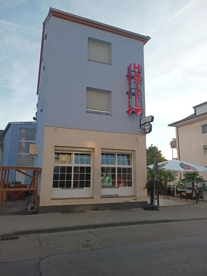 Hotel Bruchsaler Herz Extérieur photo